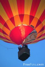 Hot Air Balloon courtesy of freefoto.com